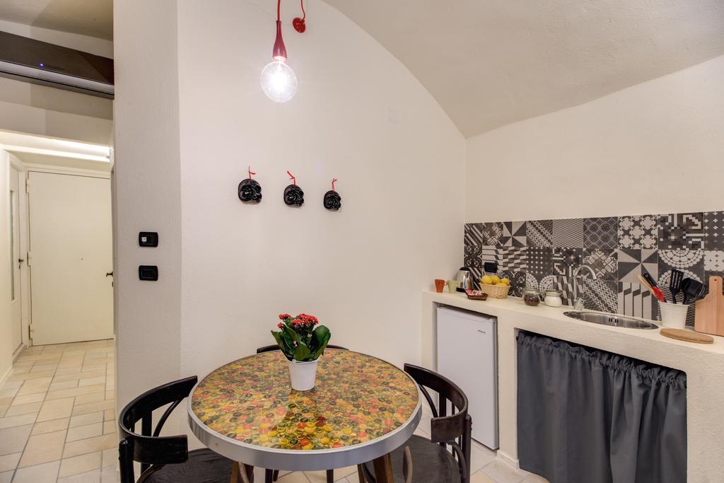 Vico Street Apartment Naples Bilik gambar