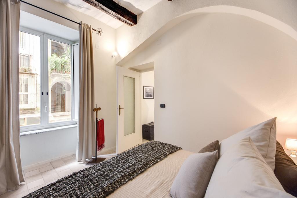Vico Street Apartment Naples Bilik gambar